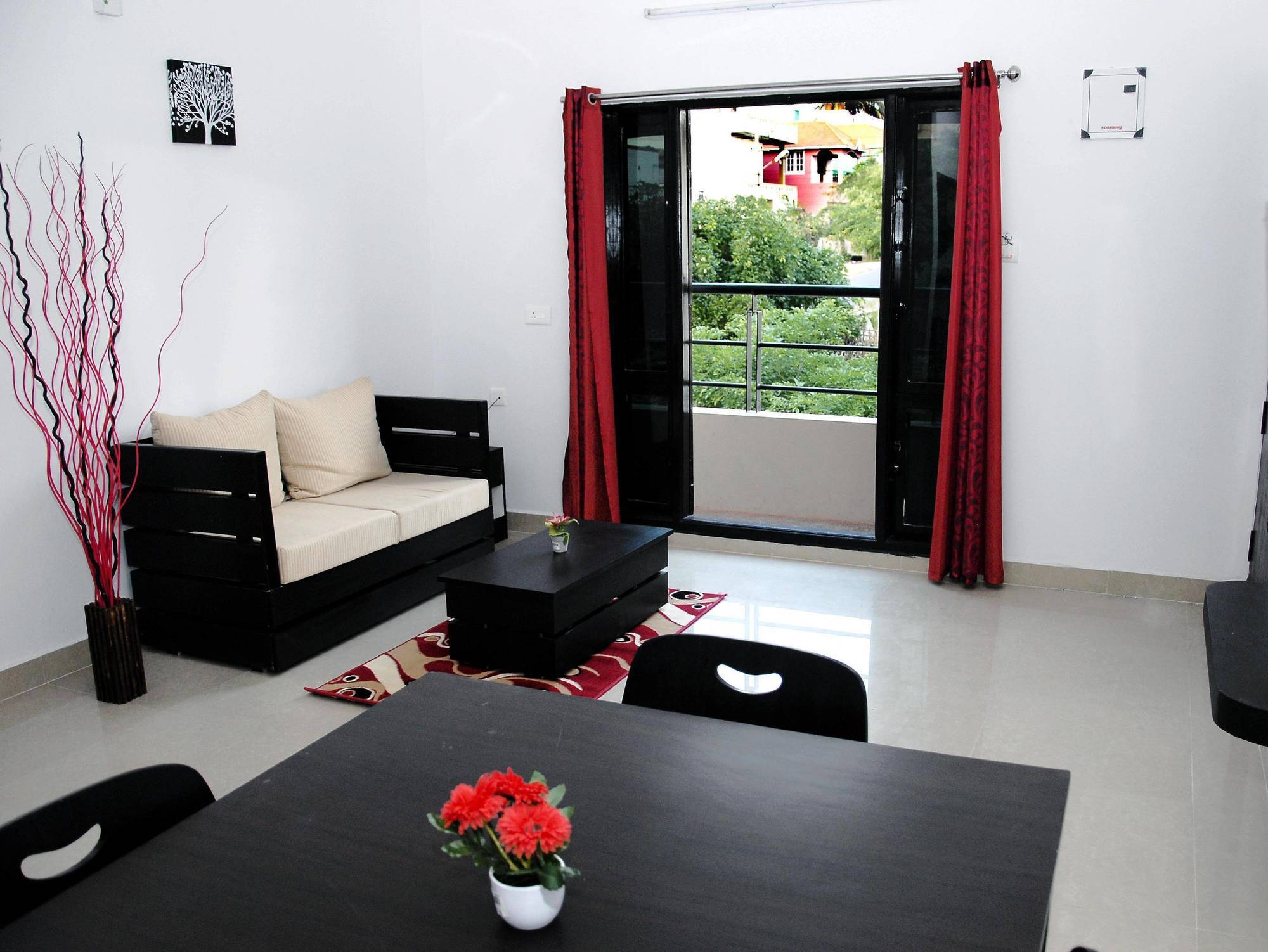 Varsha Enclave Serviced Apartment マイソール エクステリア 写真